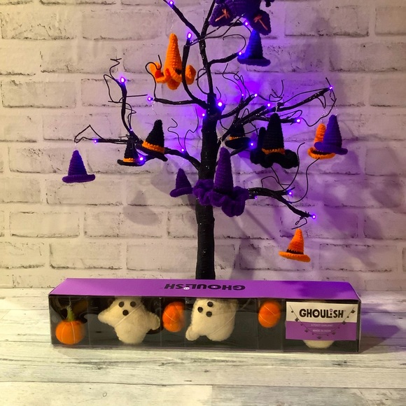 Aman Exports Ghoulish Ghost & Pumpkin Garland - Picture 2 of 4